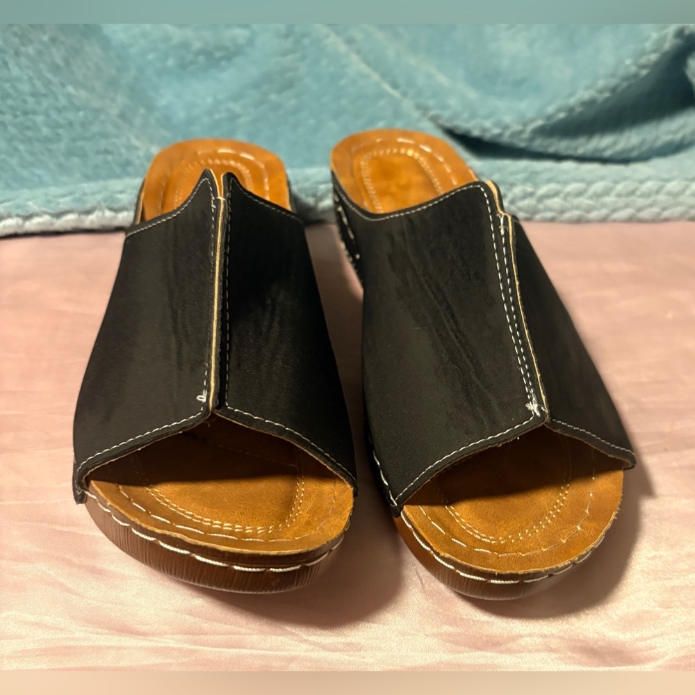 Women’s Slide on Sandles